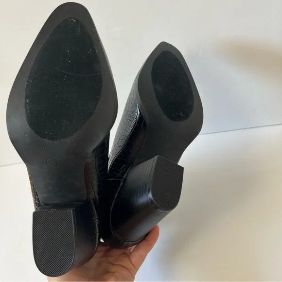 Just Fab Heeled Black Booties 7 - Picture 10 of 11